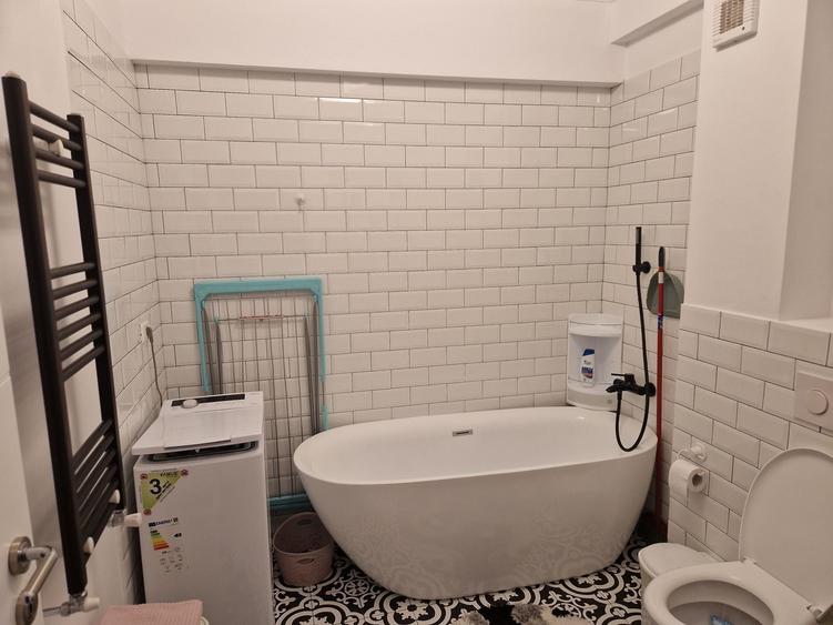 Apartament cu 2 camere decomandat în Mamaia