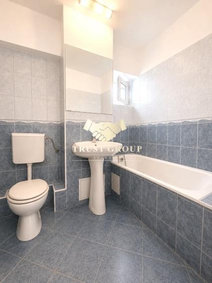 Apartament cu 4 camere decomandat în Cișmigiu