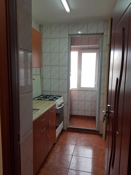 Apartament 2 camere semidecomandat, et. 2, Berceni - direct proprietar - 3