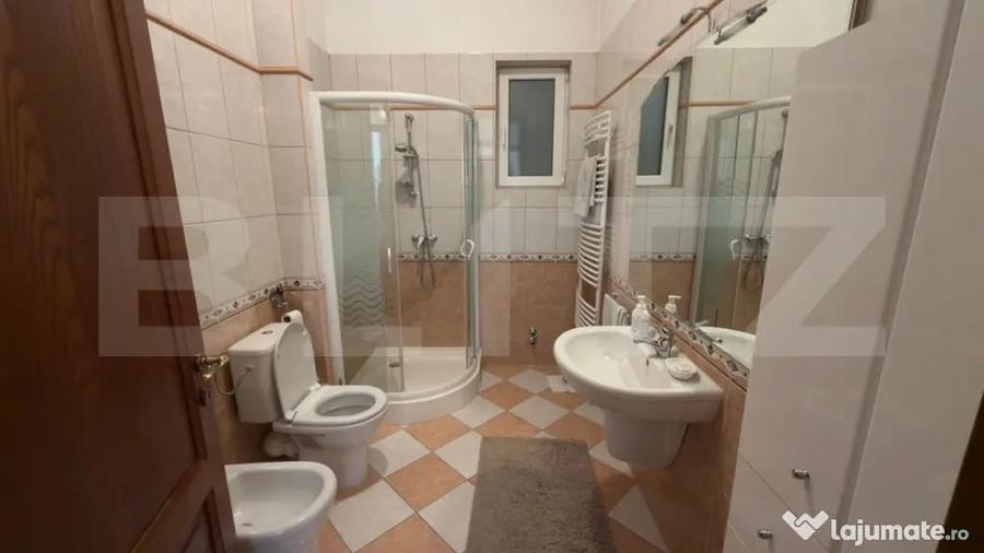 Apartament cu 3 camere decomandat în Titulescu