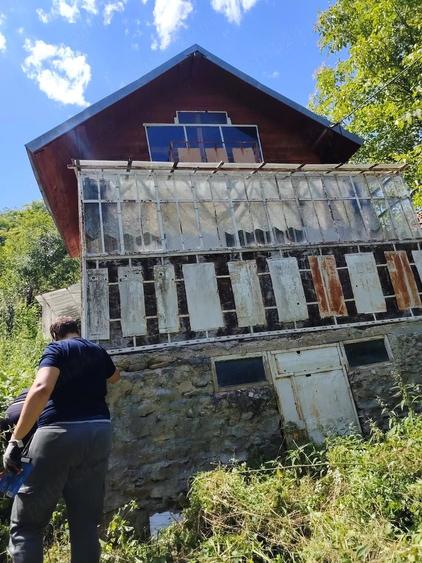 Casă cu Teren 1150 Mp în Trenu