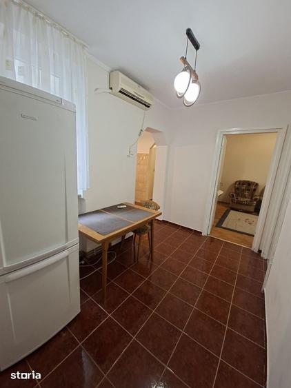 Apartament cu 3 camere decomandat în Semicentral