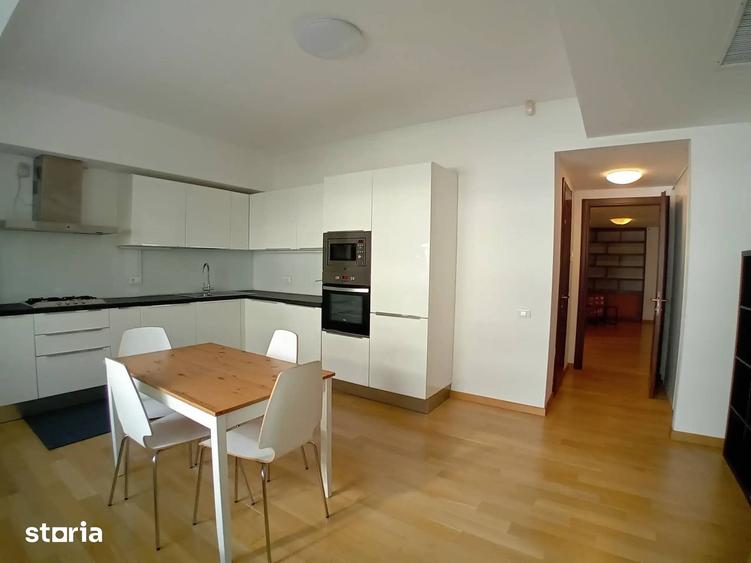 Apartament cu 3 camere semidecomandat, mobilat în Aviatorilor