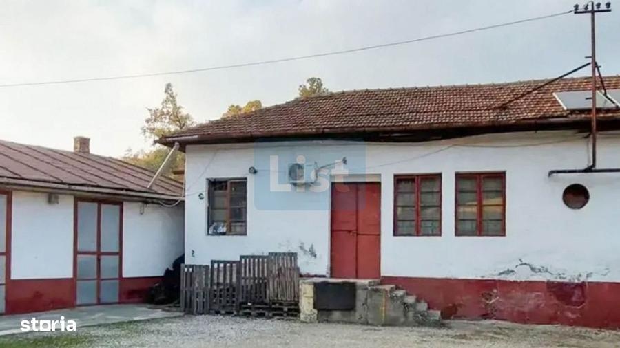 Spațiu comercial, de 562 mp, în Țerova