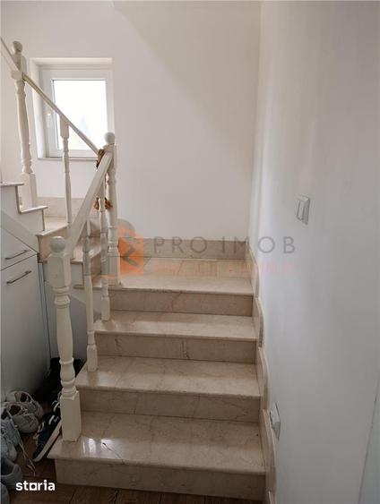 Casă cu 4 camere decomandat cu Teren 546 Mp în Merei