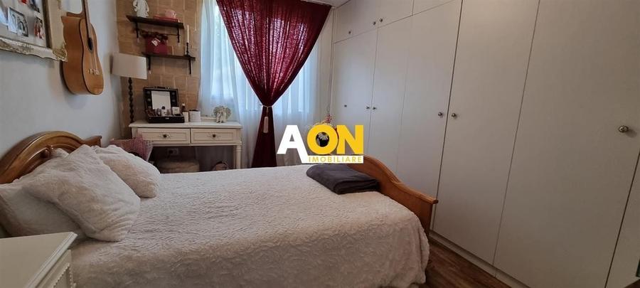 Casă individuală cu 4 camere cu Canalizare în Șard