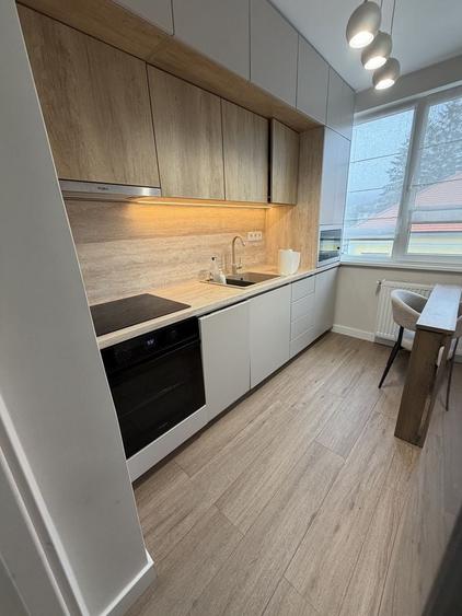 Apartament cu 3 camere decomandat în Ultracentral
