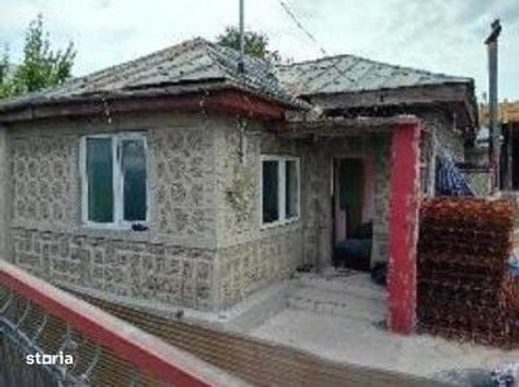 Casă cu 3 camere cu Teren 281 Mp în Central