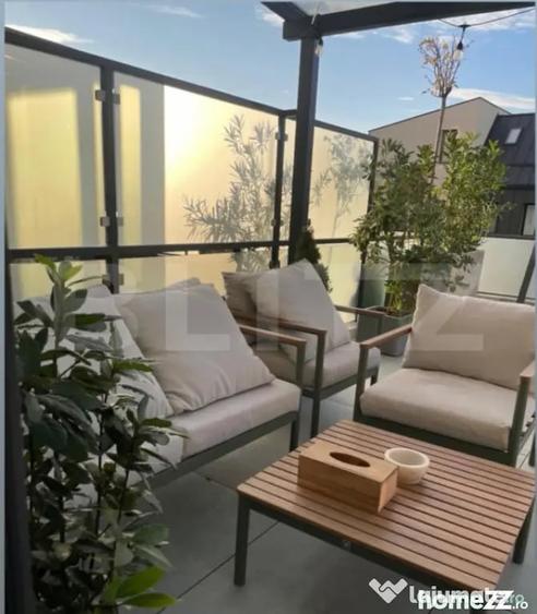 Apartament cu 3 camere semidecomandat în Bună Ziua