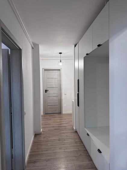 Apartament cu 2 camere decomandat în Florești