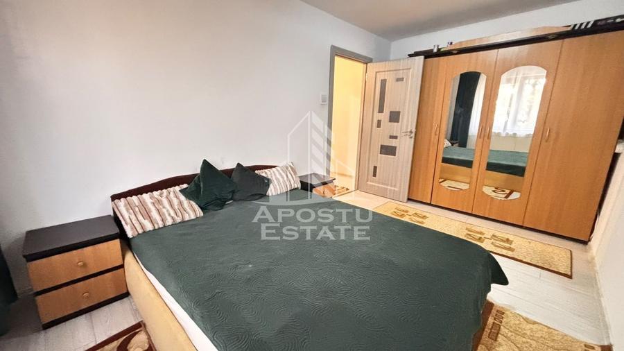 Apartament cu 3 camere semidecomandat, mobilat în Freidorf