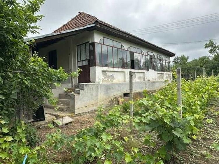Casă cu 4 camere în Amărăști