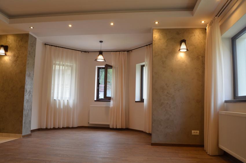 Casă individuală cu 3 camere cu Canalizare în Golful Regal