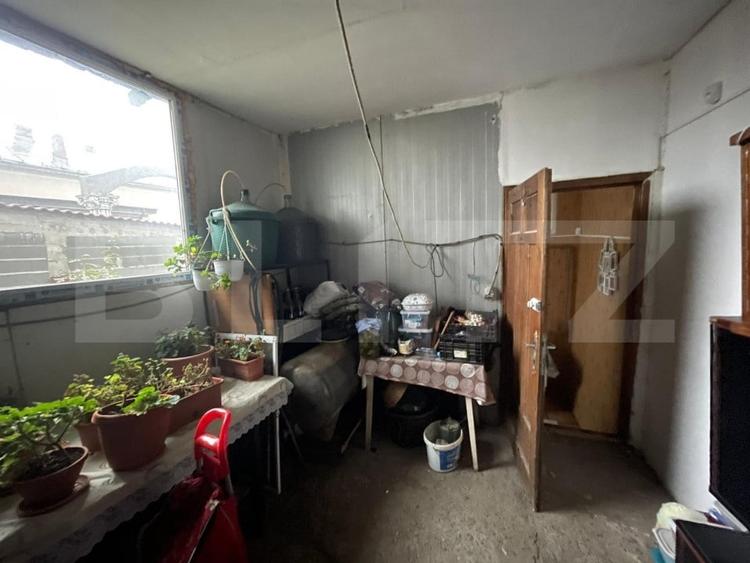 Casă individuală cu 3 camere cu Canalizare în Romanești