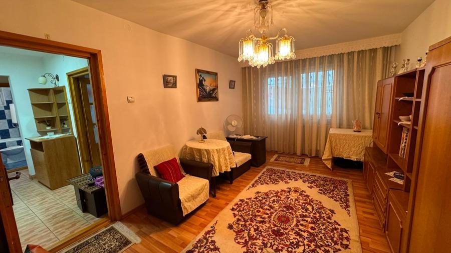 Apartament cu 3 camere în Cornișa
