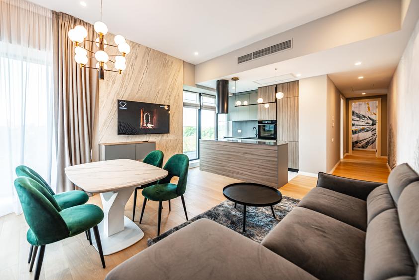 Apartament cu 3 camere în Barbu Văcărescu