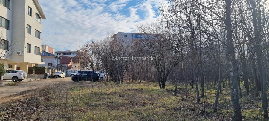 Teren Construcții intravilan de 1800 mp, în Prelungirea Ghencea
