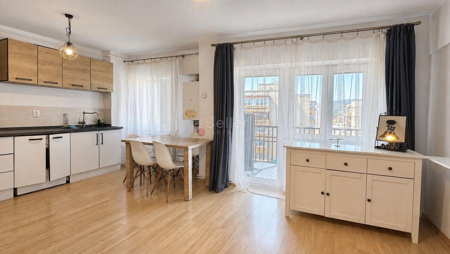 Apartament cu 2 camere decomandat, mobilat în Central