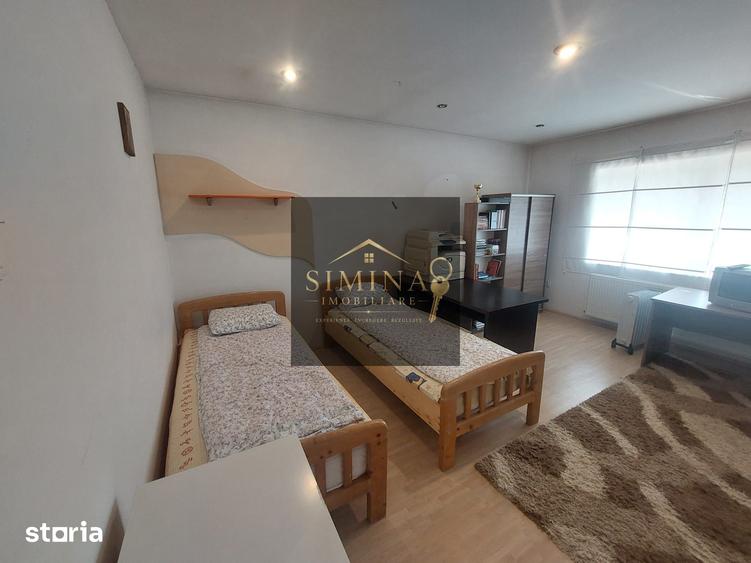 Apartament cu 3 camere în Tudor Vladimirescu