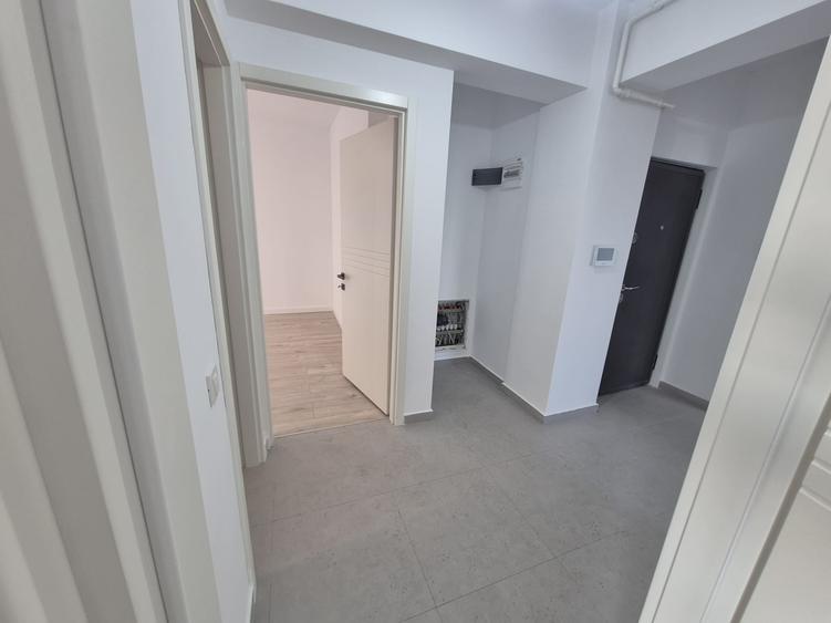 Apartament cu 3 camere decomandat în Galata