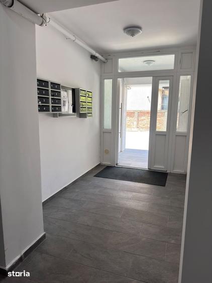 Apartament cu 3 camere decomandat în Chiajna
