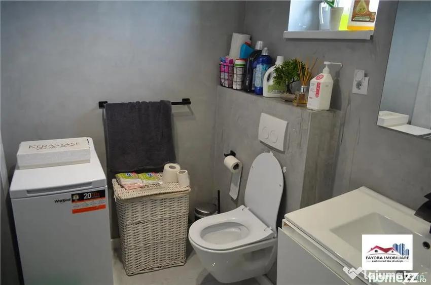 Apartament cu 3 camere decomandat în Unirii