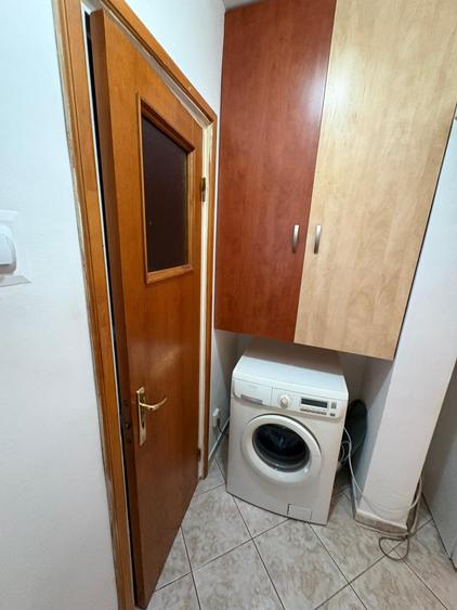 Drumul Taberei, metrou, etaj inferior - 10