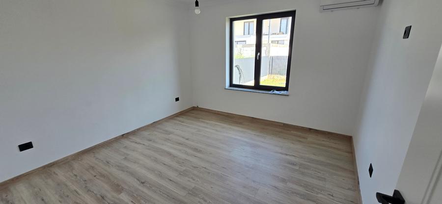 Casă individuală cu 3 camere cu Teren 500 Mp în Nord-Est