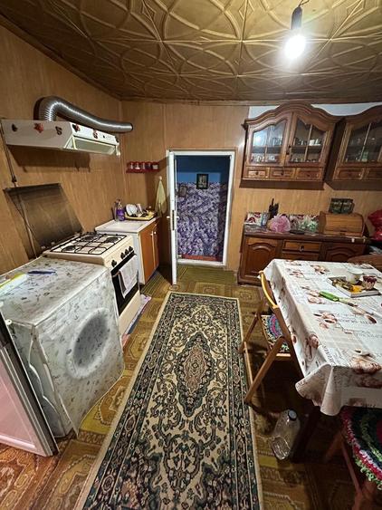 Casă cu 3 camere în Corbu