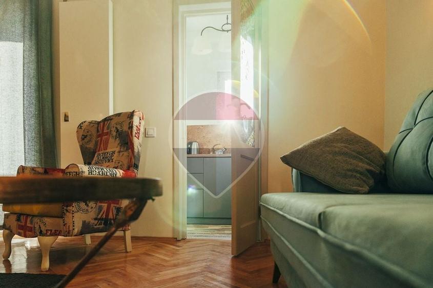 Apartament cu 2 camere decomandat în Universitate