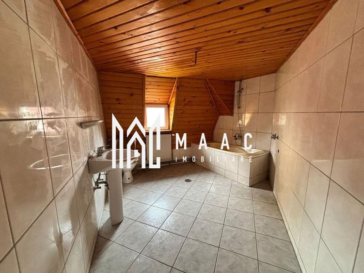 Casă individuală cu 12 camere cu Canalizare în Central