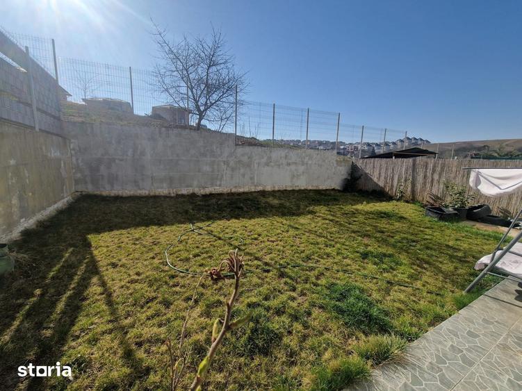 Casă cu 5 camere cu Teren 137 Mp în Apahida