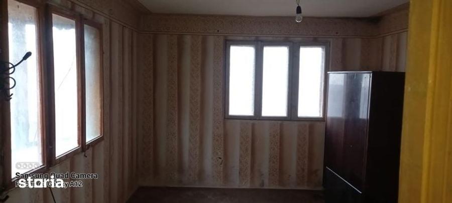 Casă cu 4 camere cu Teren 120 Mp în Boteni
