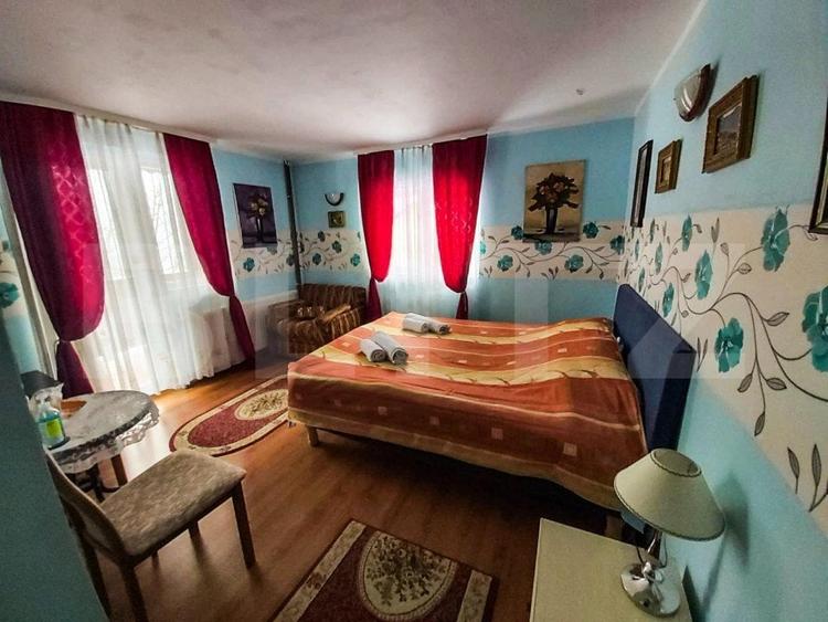 Casă individuală cu 8 camere cu Garaj în Sud