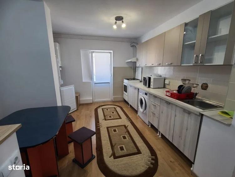 Apartament cu 2 camere decomandat în Zorilor