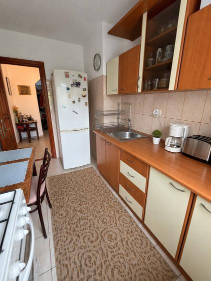 Apartament cu 3 camere decomandat în Tomis Nord