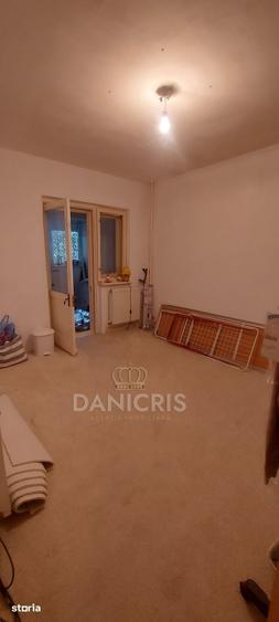 Apartament cu 4 camere decomandat în Tomis III