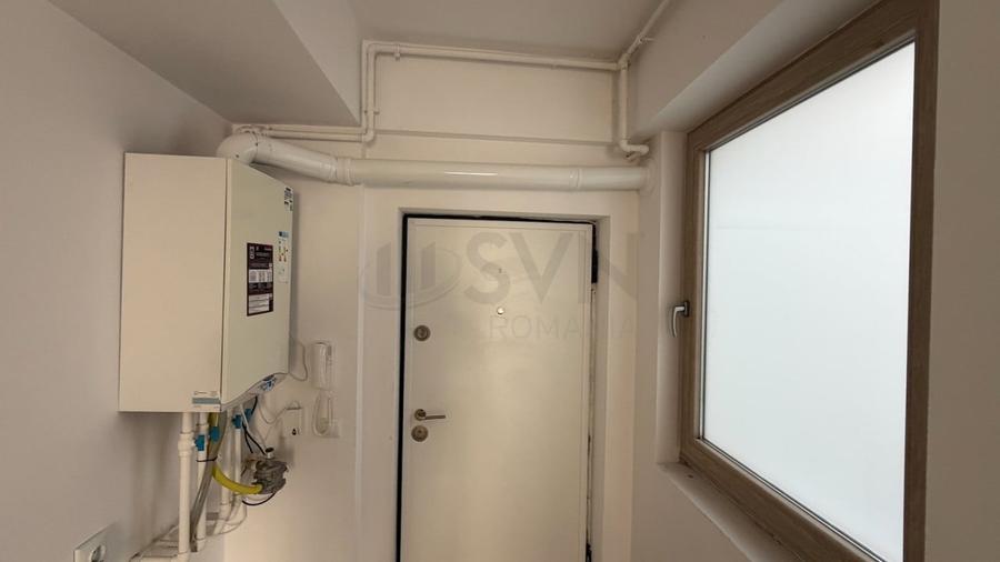 Apartament cu 4 camere semidecomandat în Iancului