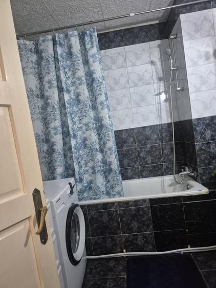 Apartament cu 2 camere decomandat în Horea