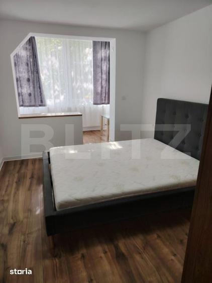 Apartament cu 3 camere semidecomandat în Central