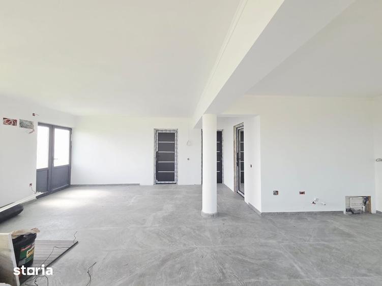 Casă cu 3 camere cu Teren 500 Mp în Schela