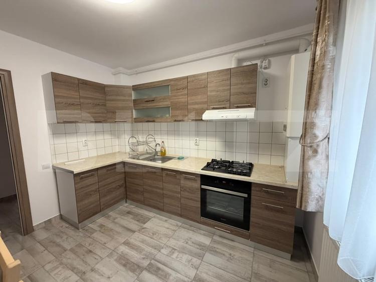 Apartament cu 2 camere decomandat, mobilat în Florești
