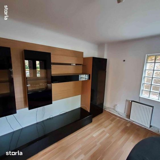 Casă cu 3 camere cu Teren 300 Mp în Păulești