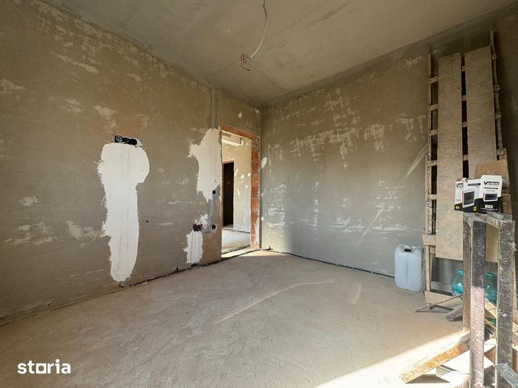 Casă cu 3 camere cu Teren 490 Mp în Jucu