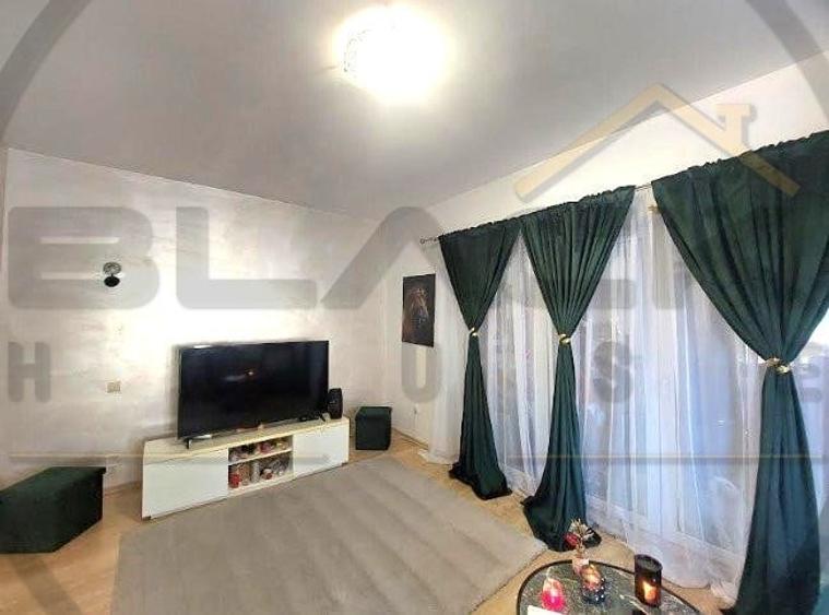 Duplex cu 3 camere cu Canalizare în Gilău