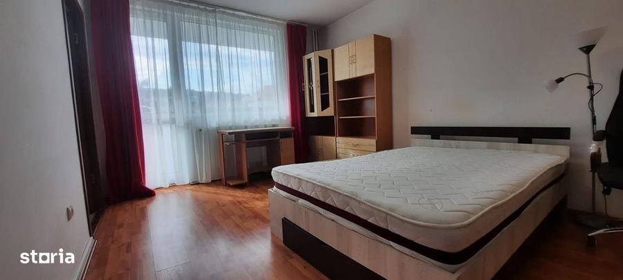 Apartament cu 2 camere semidecomandat în Cornișa