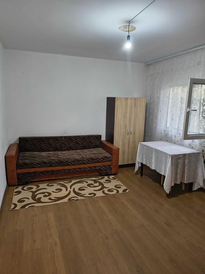 Garsonieră semidecomandată în Central