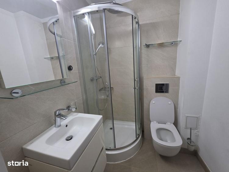 Apartament cu 3 camere în Universitate