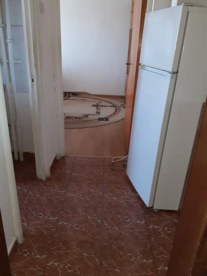Apartament cu 2 camere decomandat în Drumul Taberei