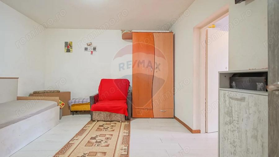Casă cu 3 camere cu Teren 302 Mp în Blumăna